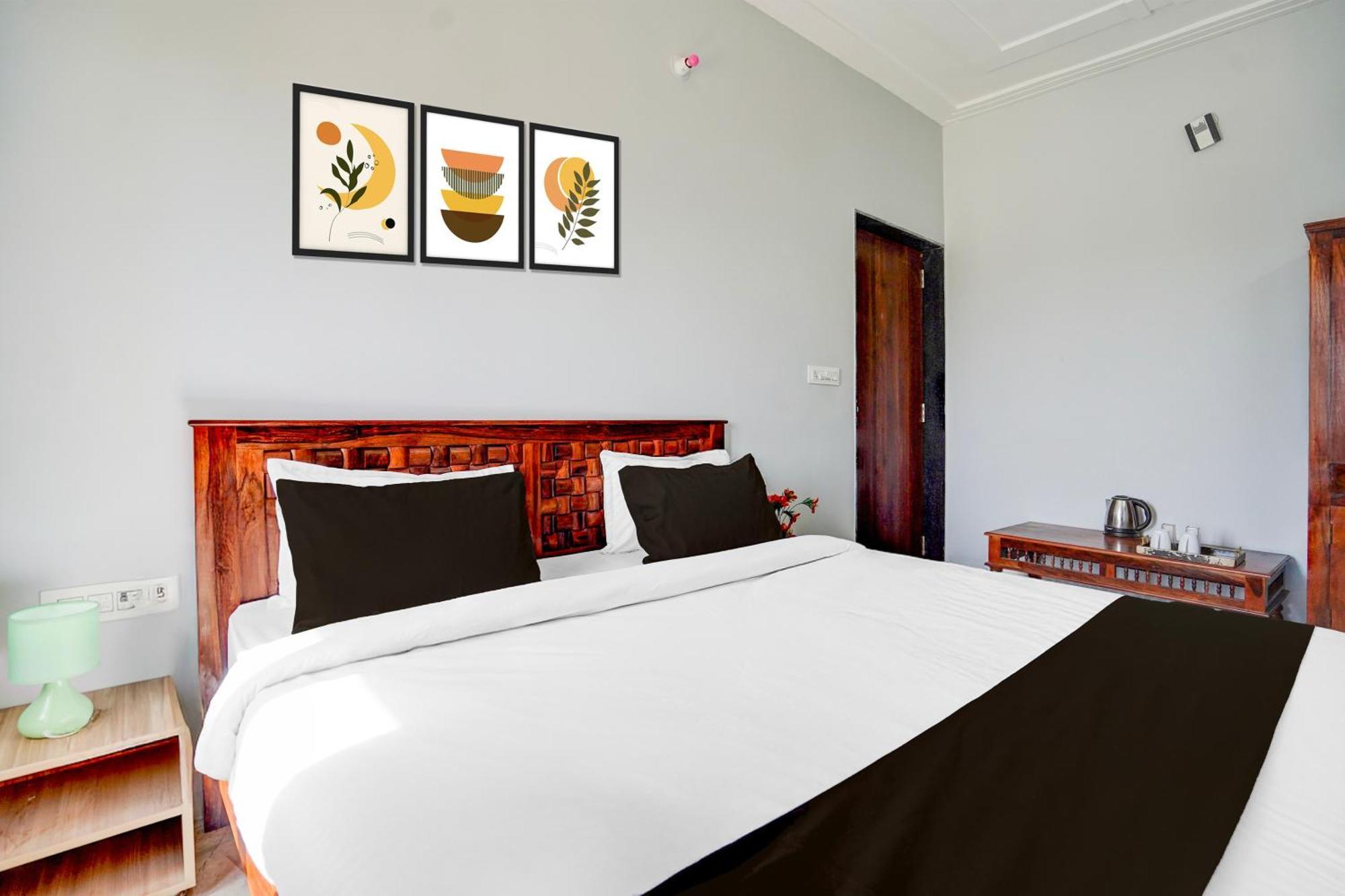 Hotel O Shree Gurukripa Khātu 외부 사진
